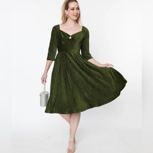 Unique Vintage Olive Green Textured Midi Dress S 4 Puff Sleeve Cottagecore